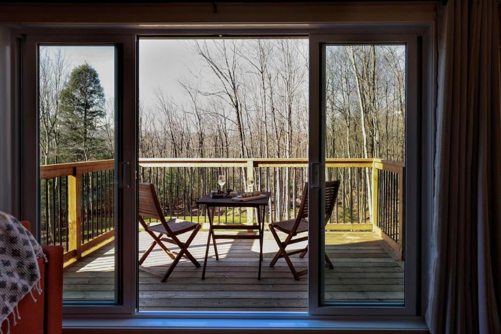 أورفورد Chalet Woodpecker Lodge - Chaleureux Avec Foyer. المظهر الخارجي الصورة